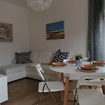Casa Bartelli - *